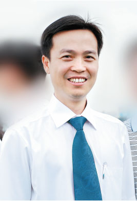 汇泰龙总经理陈鸿填先生